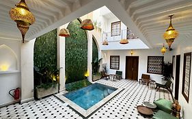Riad Jô